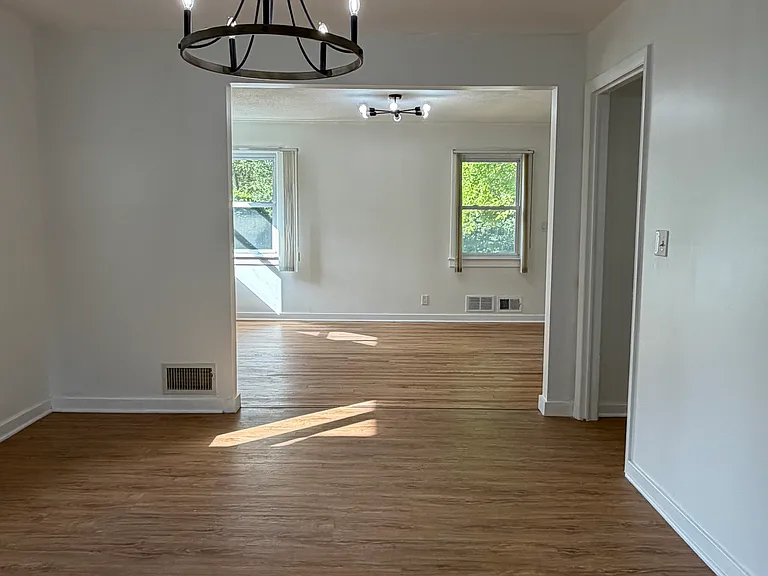 222 Chestnut Hill Ave — Photo 7