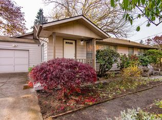 54 Corliss Ln, Eugene, OR