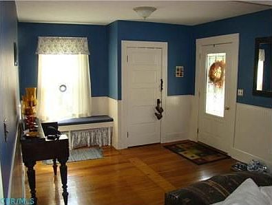 4th image of 704 N Gay St