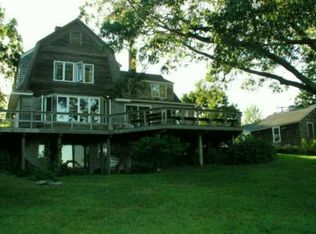 10 Waterway Rd, Saunderstown, RI 02874