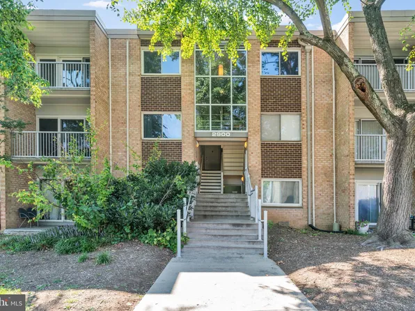 2900 Kings Chapel Rd APT 9, Falls Church, VA 22042