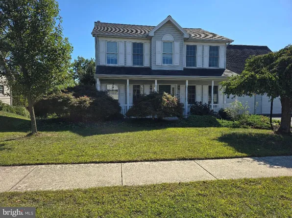 5021 Inverness Dr, Mechanicsburg, PA 17050