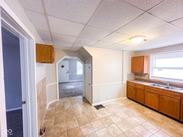 indianapolis-indiana-2100294139 picture