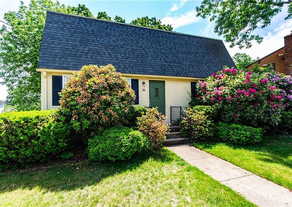36 Silverwood Ln, West Warwick, RI 02893 Zillow