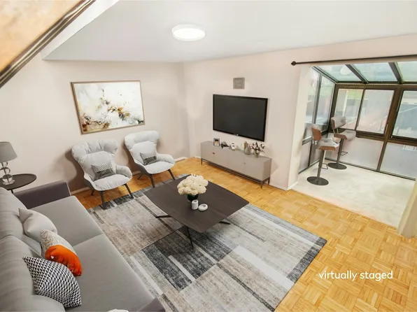 225 East 86th Street 801 image 3 of 8
