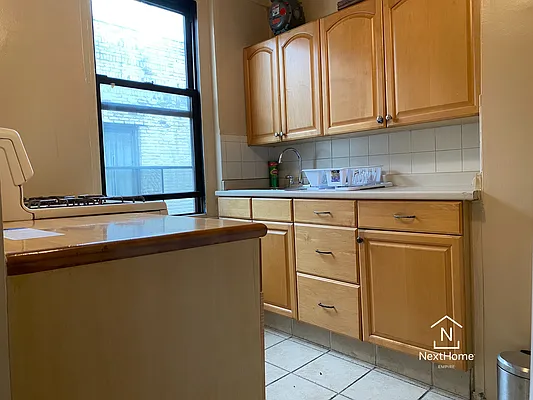 Rented by NextHome Empire | media 9