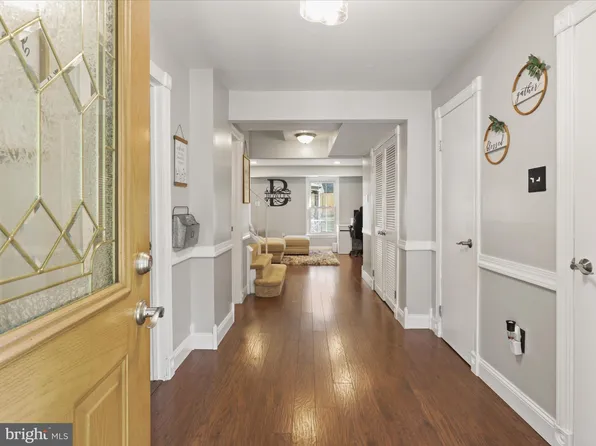 8143 Lakepark Dr, Alexandria, VA 22309