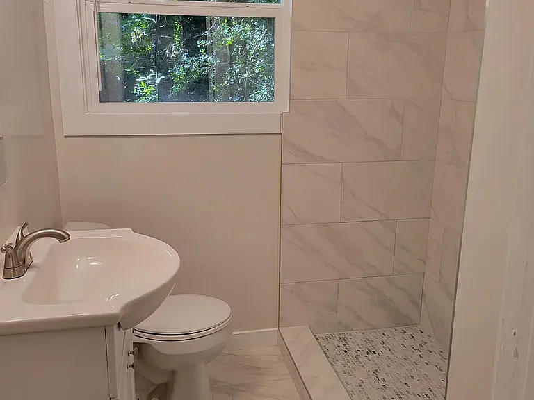 510 Hilderbrand Dr — Photo 14