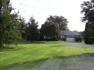 3030 Roth Rd, Oswego, IL 60543