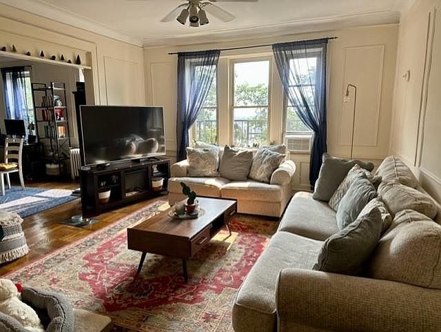 1st image of 16 Seymour St APT 20