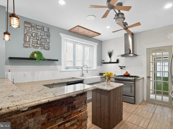 654 Stanbridge St, Norristown, PA 19401