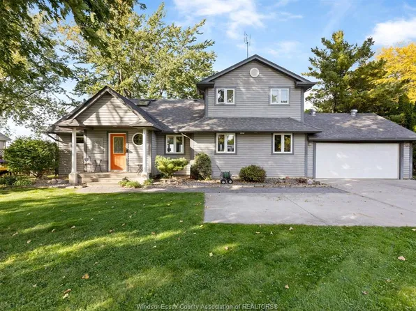 621 Ross Beach Rd, Lakeshore, ON N8L 1J7