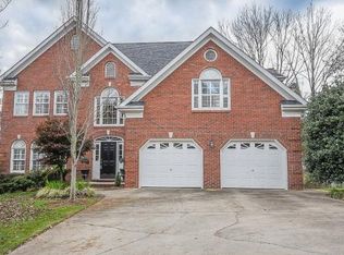1828 Buckingham Ct, Kingsport, TN 37660