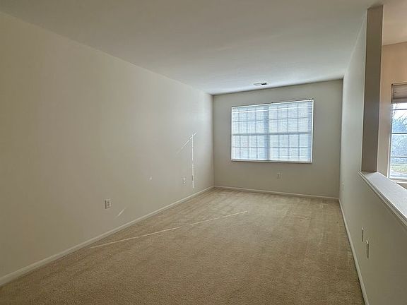 5th image of 5002 Kames Sq