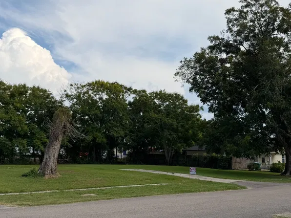 1010 Minden St, Kenner, LA 70062