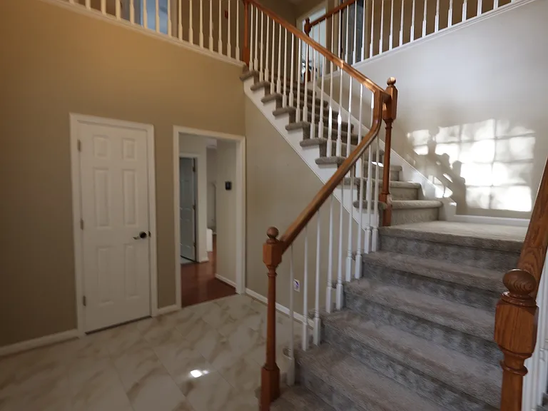 401 Rock Creek Ct — Photo 21