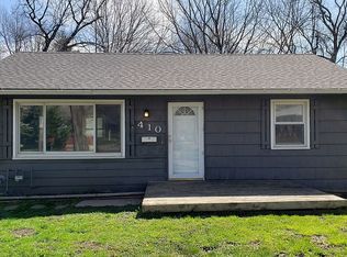 410 SW 10th St, Blue Springs, MO 64015