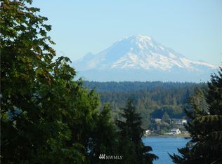 802 Puget Dr E #E, Pt Orchard, WA 98366