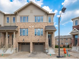 389 Conklin Rd #16, Brantford, ON N3T 5L5