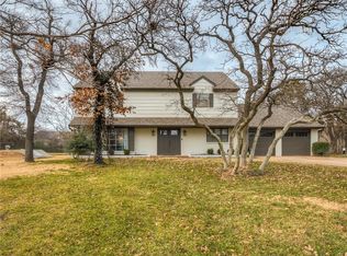 2311 Old Farm Ln, Edmond, OK 73013