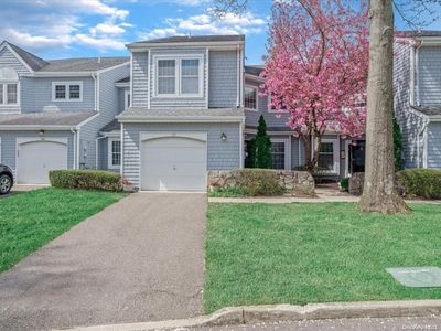 110 Lakebridge Drive #110, Kings Park, NY, 11754