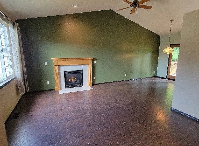 9519 17th Pl NE — Photo 2