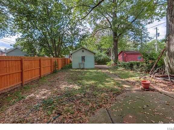 4th image of 1019 Louisville Ave