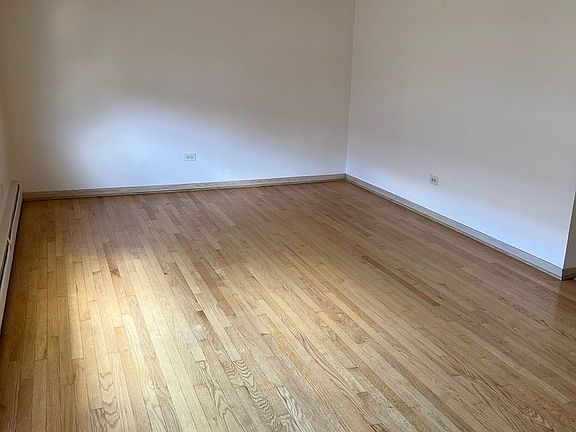 2nd image of 6744 W Diversey Ave #3S