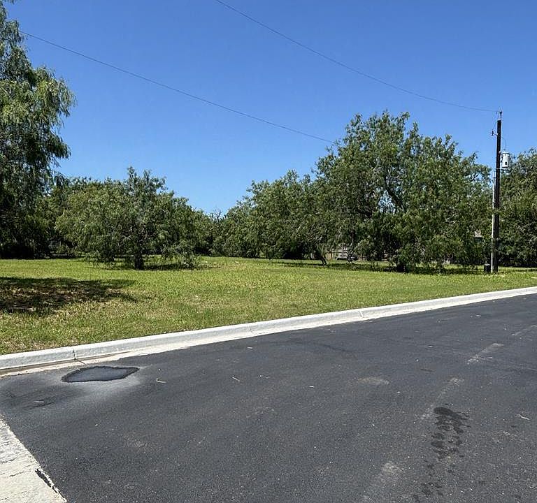 1st image of 1130 Julio Ln