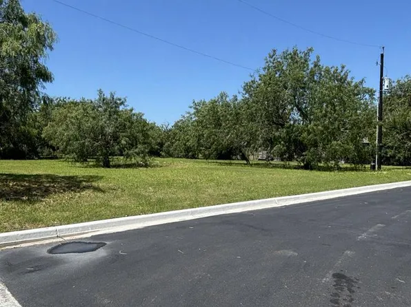 1130 Julio Ln, Harlingen, TX 78552