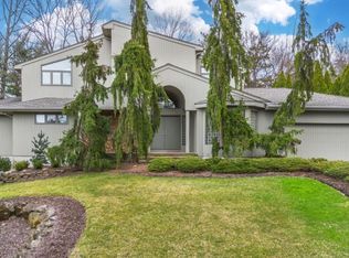 16 Mountain Rd, Wayne, NJ 07470