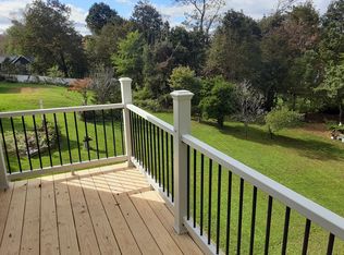 5 Sunset Hill Rd, Newtown, CT 06470