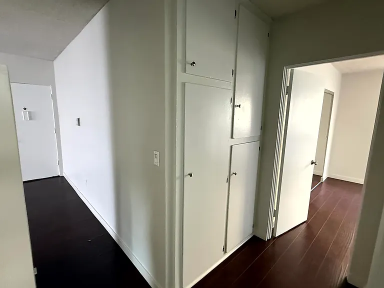 5044 W Maplewood Ave #8 — Photo 41