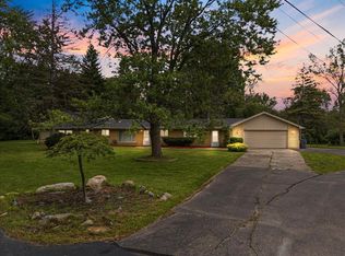 12952 N Beck Rd, Plymouth, MI 48170
