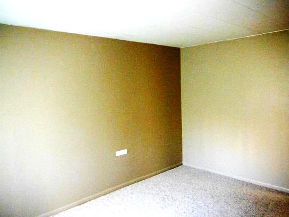 4th image of 5540 Walnut Ave #22