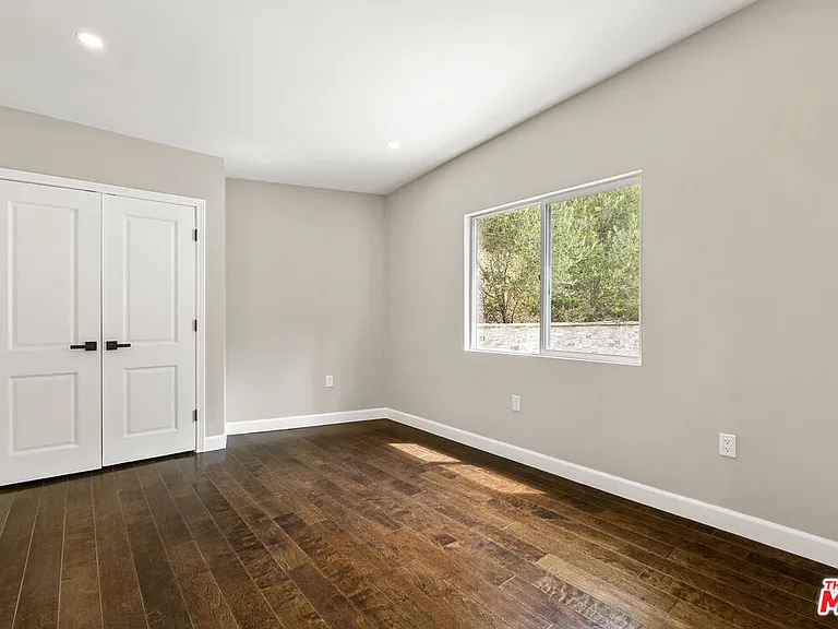 9541 Cedarbrook Dr — Photo 12