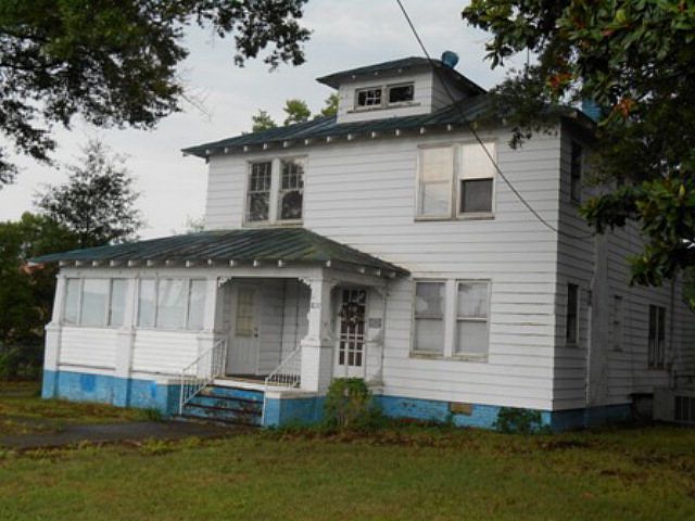 1st image of 3217 Sunset Ave