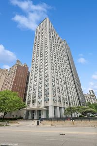 1550 N Lake Shore Dr APT 23F, Chicago, IL, 60610