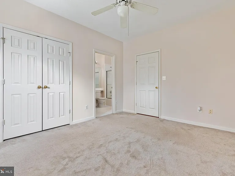 1705 Lake Shore Crest Dr #25 — Photo 13