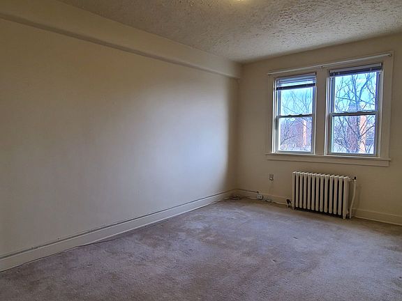 3rd image of 100 Academy Ave #Aca-502