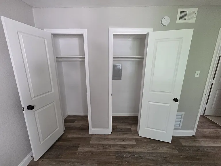 601 Harbour Ave #105 — Photo 9
