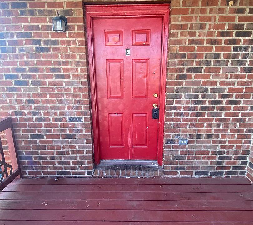 1st image of 524 Norwood St #E