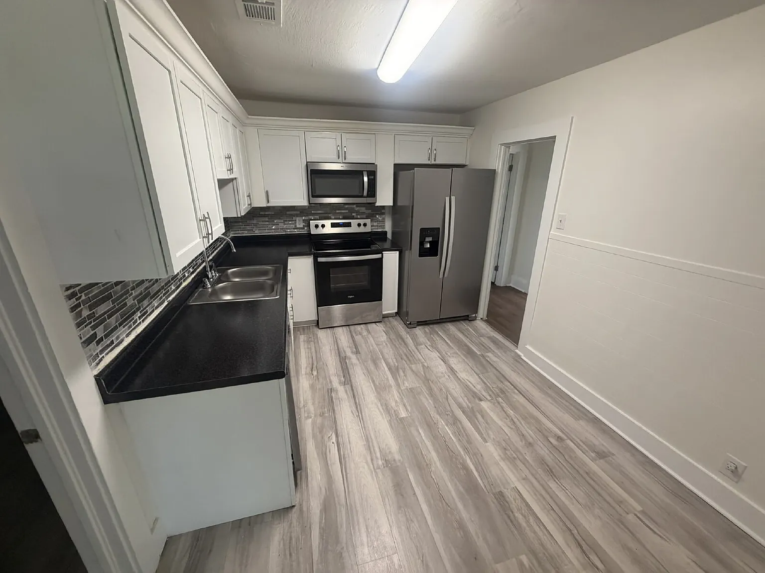 4 bed, 2.0 bath, 1526 sqft, $1,800 — Photo 3