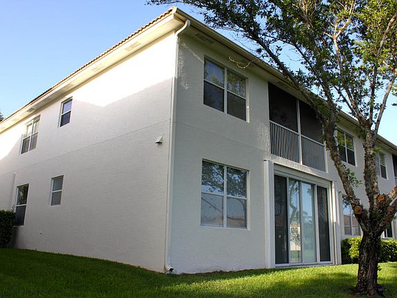 2nd image of 7941 Laina Ln APT 4