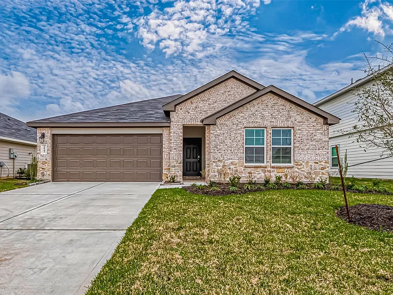 2943 Sycamore Run Ln — Photo 1