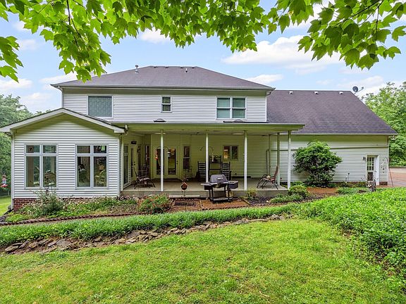 3rd image of 6873 Giles Hill Rd