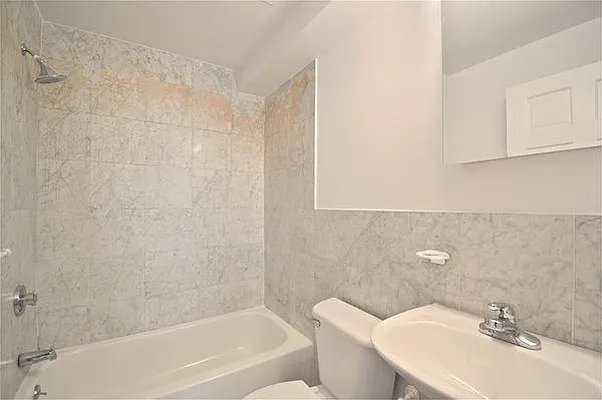 Rented by Maz Group NY | media 6