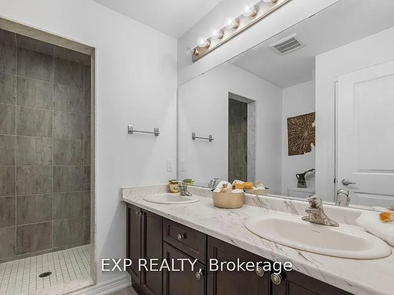 77 Diana Ave #31 — Photo 20