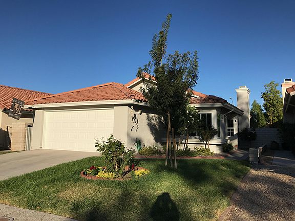 3rd image of 8346 Palmada Dr