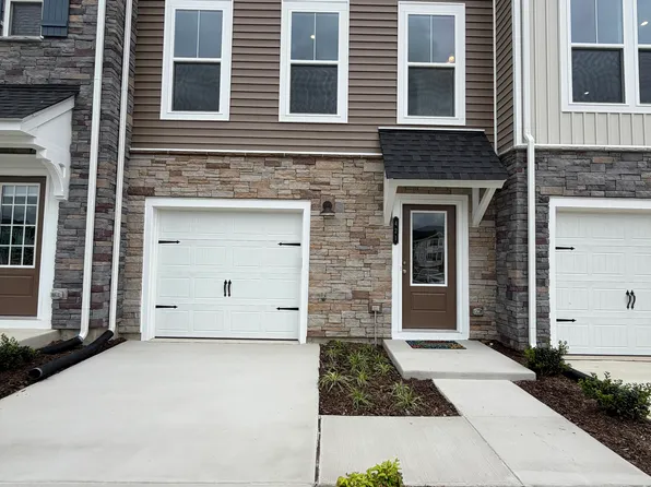 421 Burden Dr, Glen Allen, VA
